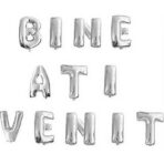 Set Baloane din Folie Metalizata, Embo, Figurine Litere, Model Bine Ati Venit, Tema Aniversare, 40 cm, Ambalaj Individual, Pai inclus, Umflare cu Aer sau Heliu, Argintiu