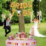 Set Baloane din Folie Metalizata, Embo, Model Bride to Be cu Inel de Logodna, Litere de 40 cm, Baloane Party, Ambalaj Individual, Pai Inclus, Umflare cu Aer sau Heliu, Auriu - imagine 3