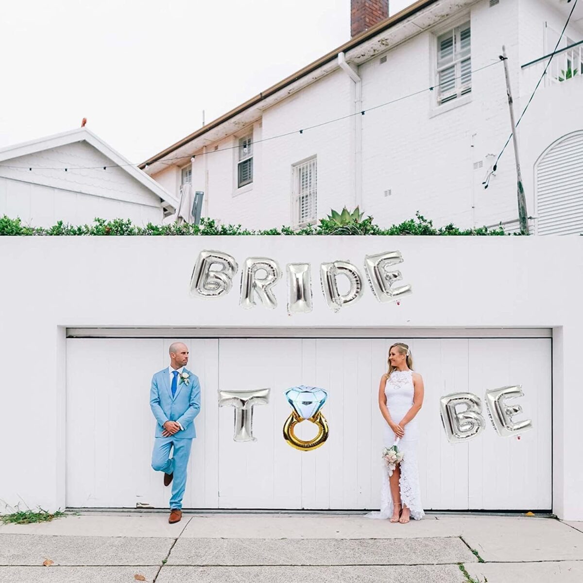 Set Baloane din Folie Metalizata, Embo, Model Bride to Be cu Inel de Logodna, Litere de 40 cm, Baloane Party, Ambalaj Individual, Pai Inclus, Umflare cu Aer sau Heliu, Argintiu - imagine 6