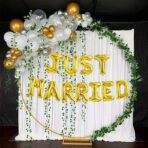 Set Baloane din Folie Metalizata, Embo, Model Just Married, Litere de 40 cm, Baloane Party, Ambalaj Individual, Pai, Ata si Adeziv Incluse, Umflare cu Aer sau Heliu, Auriu - imagine 4