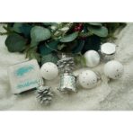 Set de 12 ornamente de brad, Embo, de tip Glob, Alb/ Argintiu, din polistiren, cu finisaj sclipitor , cutie  4  cm adancime x 20  cm inaltime x 12  cm lungime) - imagine 4