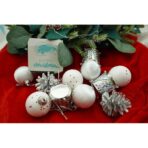 Set de 12 ornamente de brad, Embo, de tip Glob, Alb/ Argintiu, din polistiren, cu finisaj sclipitor , cutie  4  cm adancime x 20  cm inaltime x 12  cm lungime) - imagine 2