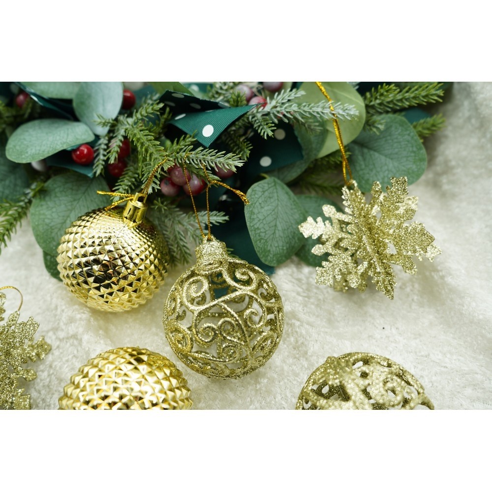 set-de-12-ornamente-de-brad-flippy-de-tip-glob-auriu-din-plastic-cu-finisaj-sclipitor-cutie-6-cm-ada-61f12c12f10d3 Set de 12 ornamente de brad, Embo, de tip Glob, Auriu, din plastic, cu finisaj sclipitor , cutie 6 cm adancime x 23 cm lungime x 18 cm inaltime - imagine 2