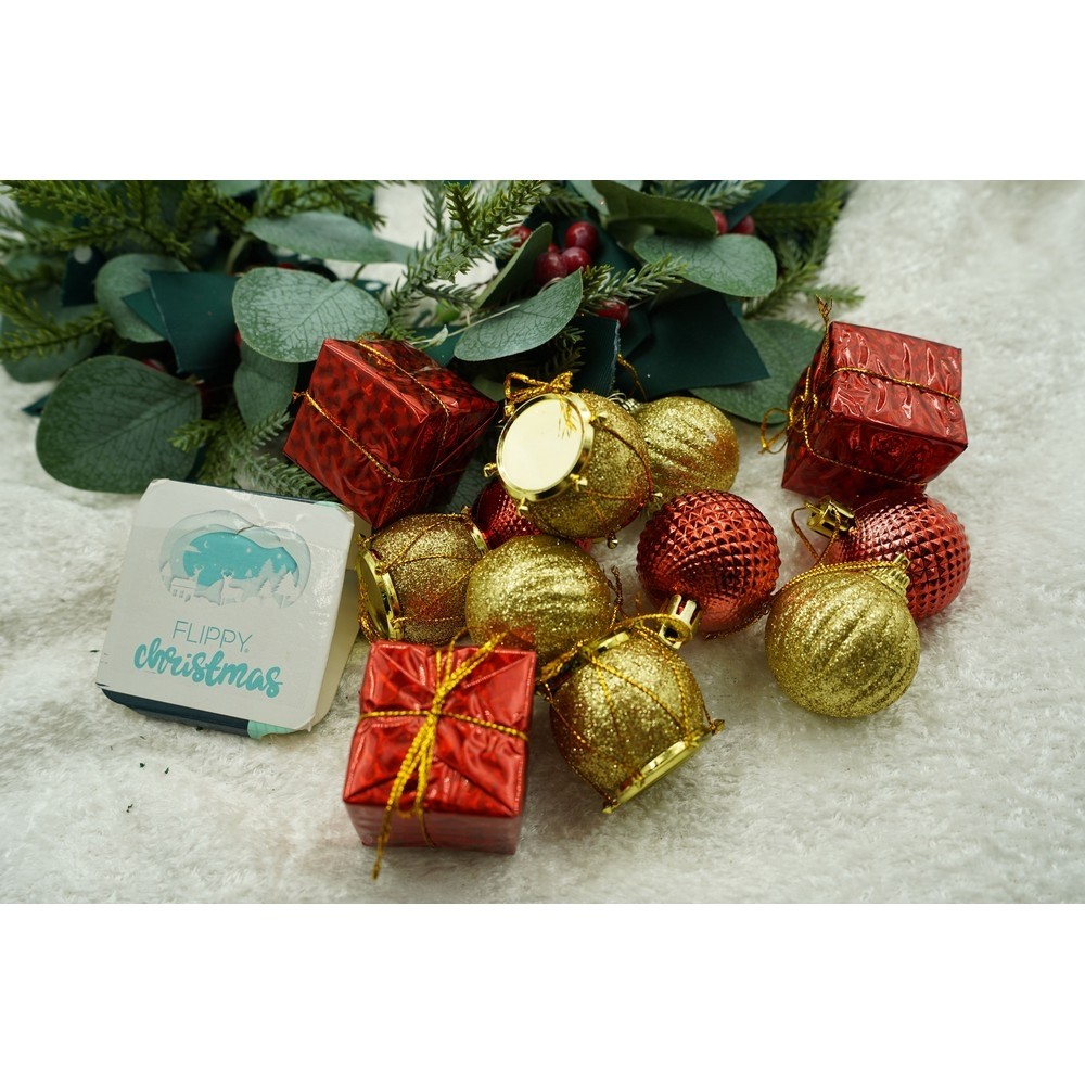 set-de-12-ornamente-de-brad-flippy-de-tip-glob-rosu-auriu-din-polistiren-cu-finisaj-sclipitor-cutie-61f12d0b33465.jpg Set de 12 ornamente de brad, Embo, de tip Glob, Rosu/ Auriu, din polistiren, cu finisaj sclipitor , cutie 4 cm adancime x 20 cm inaltime x 12 cm lungime) - imagine 8