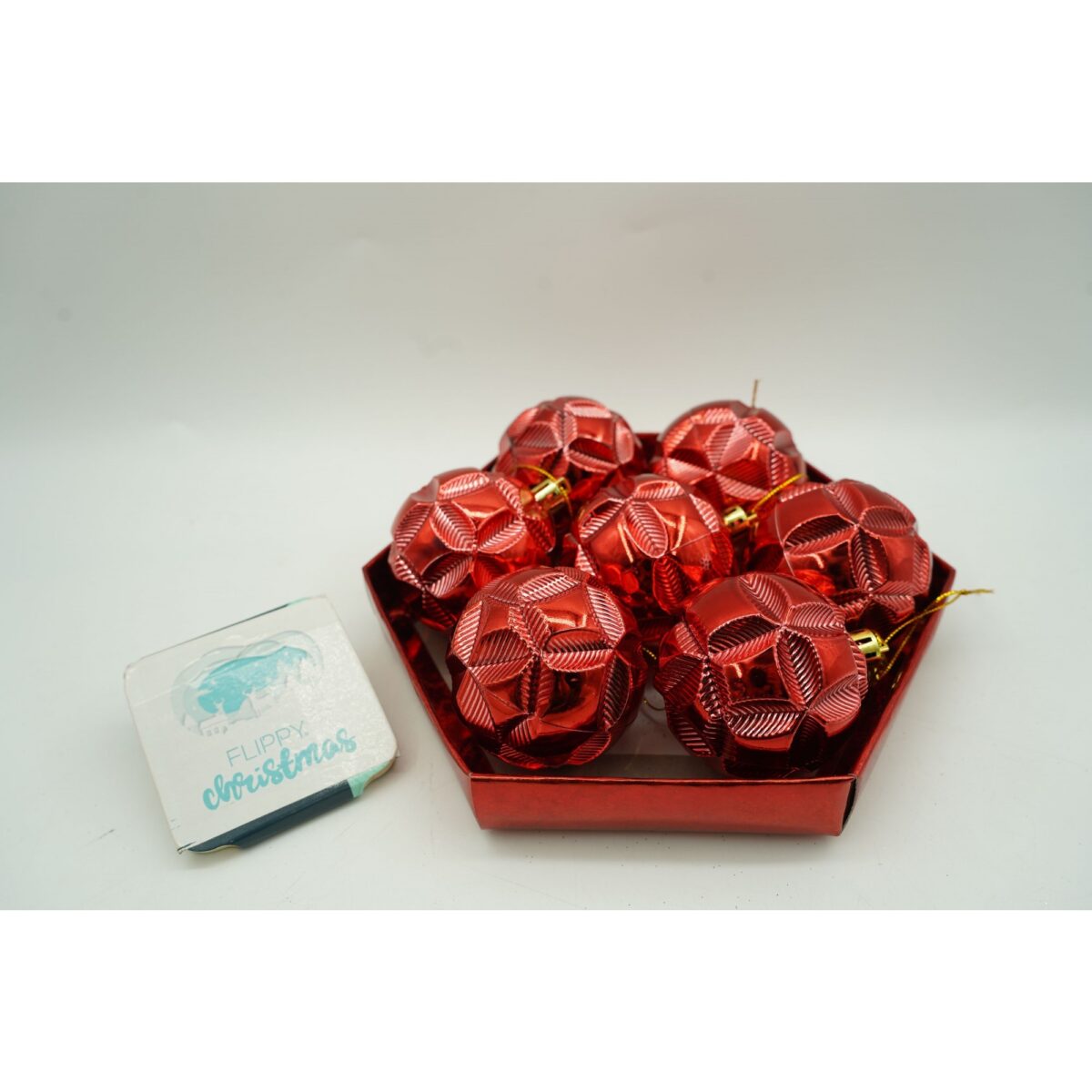 Set de 28 ornamente de brad, Embo, de tip Glob, Rosu, din polistiren, cu finisaj sclipitor , cutie 18 cm adancime x 22 cm inaltime x 18 cm lungime) - imagine 4
