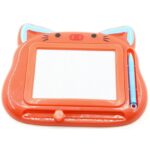 Tablita Magnetica de Scris si Desenat, Embo, Model Pisica, cu Creion, Dimensiuni 23.2x18.5 cm, Suprafata Desen 14.6x10.4 cm, Dezvolta Imaginatia si Creativitatea, Incurajeaza Exersarea Scrisului, Rosu