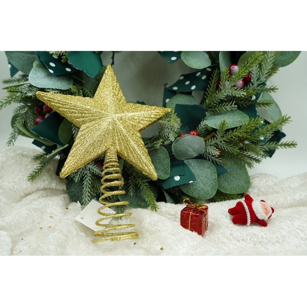 varf-decorativ-de-brad-auriu-in-forma-de-stea-cu-design-in-relief-din-plastic-metal-15-5-cm-x-20-5-c-61f134e538ebb.jpg Varf decorativ de brad, Auriu, in forma de Stea, cu design in relief, din Plastic/Metal, 15.5 cm x 20.5 cm, Interior/Exterior, Embo - imagine 8
