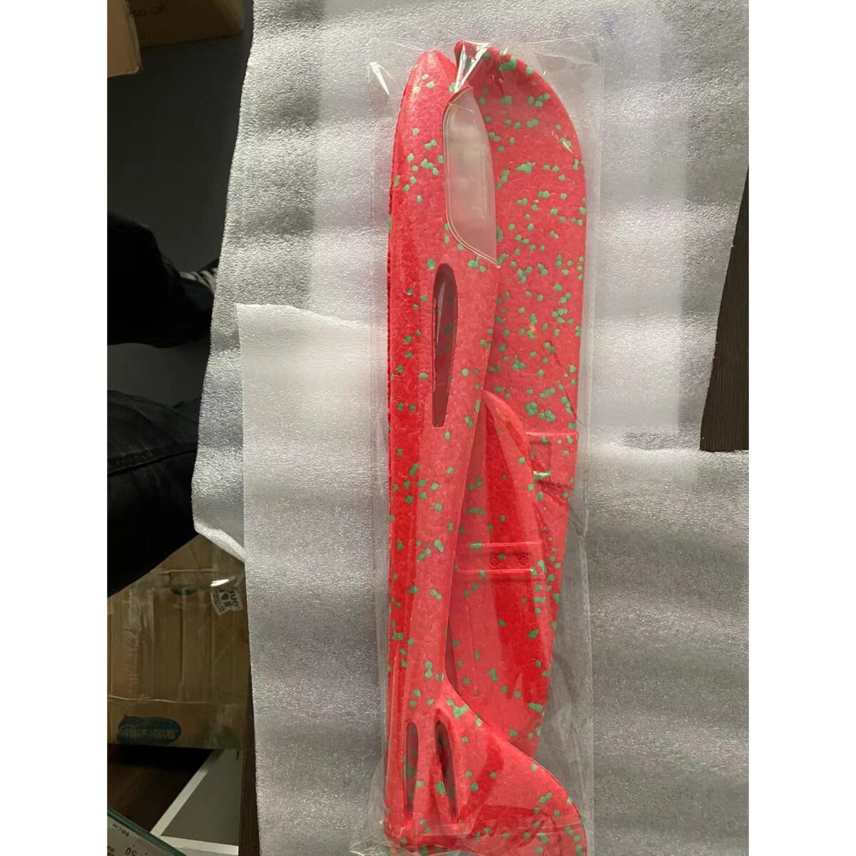 Avion Planor cu Pilot, Embo, Din Polistiren, Cu Lumini in Cabina Pilotului, Lungime 47 cm, Rosu - imagine 5