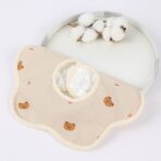 Baveta Tip Floare, Embo, din Bumbac, pentru Copii 0-12 Luni, Rezistenta la apa, cu Capse, Model cu Ursuleti, 26 x 29 cm, Crem - imagine 2