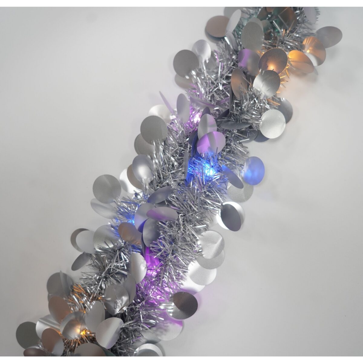 Beteala Craciun cu LED, Argintie, model cu paiete rotunde, 2 m x 5 cm, PVC, Sir, Artificiala, Embo - imagine 5