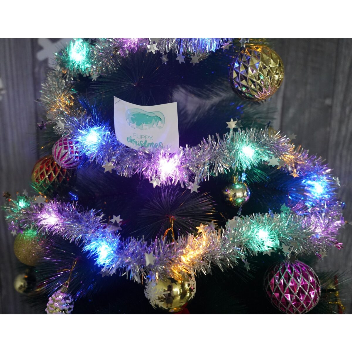 Beteala Craciun cu LED, Argintie, model cu stelute, 2 m x 5 cm, PVC, Sir, Artificiala, Embo - imagine 3