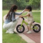 Bicicleta pentru Copii, Embo, Fara Pedale, Pentru 2-6 Ani, 2 Roti Silentioase, Sa Reglabila 43 - 58 cm, din Plastic si Fibra de Sticla, 88 x 56 x 43 cm, Verde - imagine 3