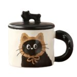 Cana din Ceramica, Embo, Model in Cutie pentru Cadou, Cana pentru Ceai, Cafea, Cana Retro Design Capac cu Figurina 3D, 9.5 x 8 x 8 cm, 360 ml, Bej, Print Pisica Maro Negru