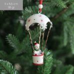 Figurina pentru Brad de Craciun, Embo, Model Om de Zapada in Balon cu Aer Cald, Ornament pentru Brad, din Metal, 11 x 5.5 x 5.5 cm, Alb - imagine 2