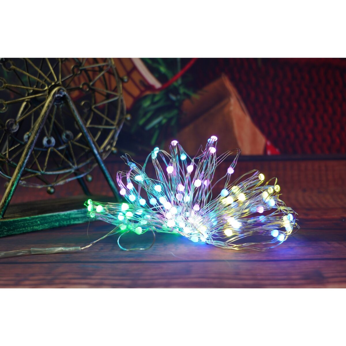 Instalatie Craciun, 10 metri, 100 LED-uri, telecomanda 32 de functii, multicolor RBG, fir cupru, USB, interior, Embo - imagine 2