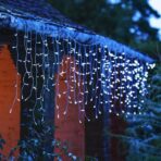 Instalatie Craciun, 13 m, 382 Led-uri ,Franjuri, Alb rece, Flash, Transformator cu telecomanda, Interconectabila, Prelungitor 3 m inclus, Fir Negru, Embo - imagine 6