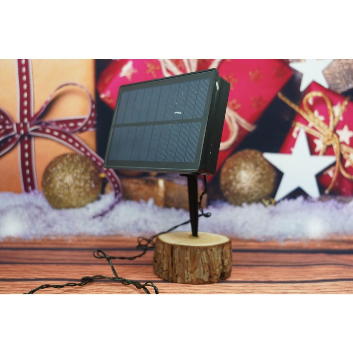 Instalatie Craciun, 8 metri, 50 de LED-uri, alb cald, telecomanda 8 functii, cu energie solara, fir negru, liniar, interior/exterior, Embo - imagine 3