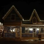 Instalatie Craciun, Tip Perdea, IP44, 1 m x 1 m, 60 LED-uri, Alb rece, 8 jocuri de lumini, Transformator cu telecomanda, Interconectabila, Prelungitor 5 m inclus, Fir transparent, Interior/ Exterior, Embo - imagine 8