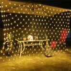 Instalatie Craciun, Tip Plasa, 3 m x 1.5 m, 240 LED-uri, Alb cald, 8 jocuri de lumini, Transformator cu telecomanda, Interconectabila, Prelungitor 3 m inclus, Fir transparent, Embo - imagine 4