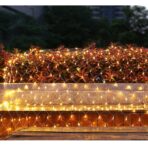Instalatie Craciun, Tip Plasa, 8 m x 2 m, 640 LED-uri, Alb cald, 8 jocuri de lumini, Transformator cu telecomanda, Interconectabila, Prelungitor 5 m inclus, Fir transparent, Embo - imagine 2