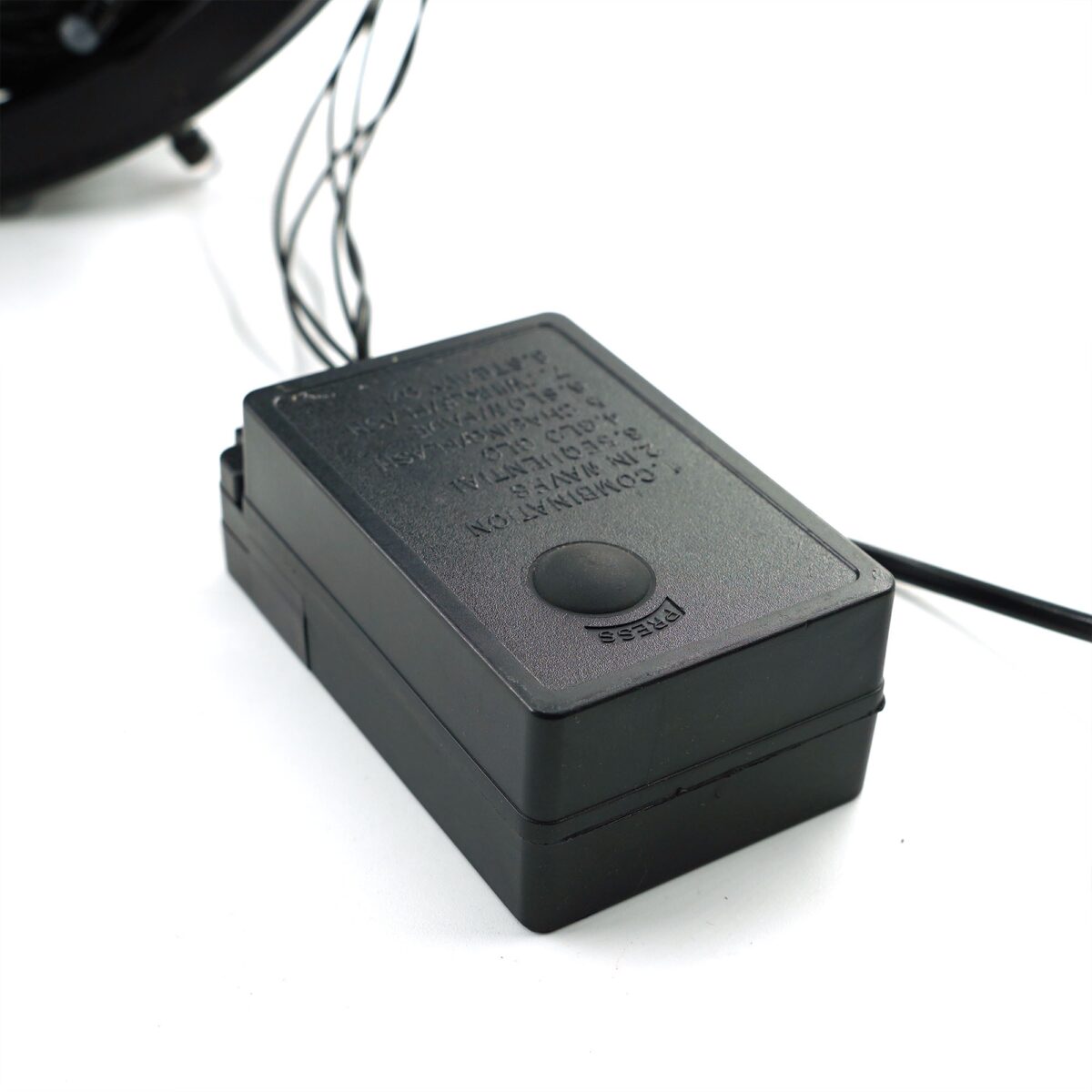 Instalatie de Craciun Liniara Yoto, 50 m, 1 m Prelungitor 220V, 498 LED, 8 Jocuri de Lumini, Controler, Fir Negru, Utilizare Interior/Exterior, Protectie anti-inghet, Fir Cupru, Multicolor - imagine 8