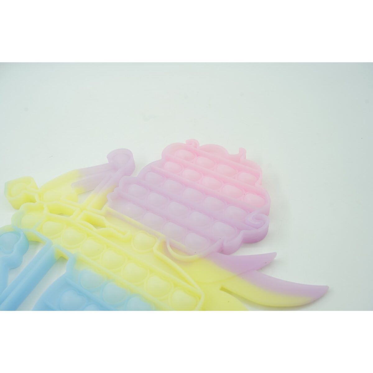 Jucarie antistres din silicon Embo, Pop it Now and Flip It , 40x45 cm, Cupidon, Fosforescent, Multicolor - imagine 3