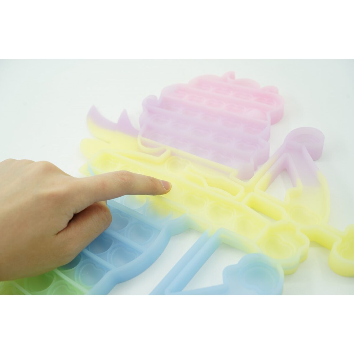 Jucarie antistres din silicon Embo, Pop it Now and Flip It , 40x45 cm, Cupidon, Fosforescent, Multicolor - imagine 5