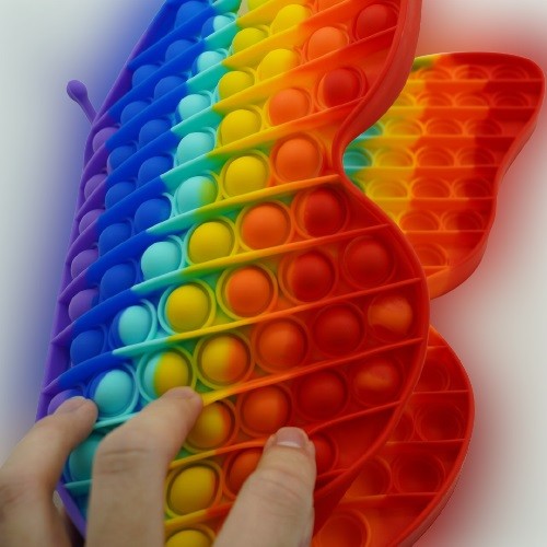 jucarie-antistres-din-silicon-pop-it-now-forma-fluture-multicolor-urias-61f109369ce9f Jucarie antistres din silicon Pop it now, forma Fluture, multicolor, urias - imagine 7