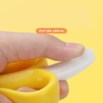 Jucarie dentitie bebelusi Embo, banana, cu manere de prindere, material silicon non-toxic, fara miros, 10.5x5.9 cm, galben - imagine 2