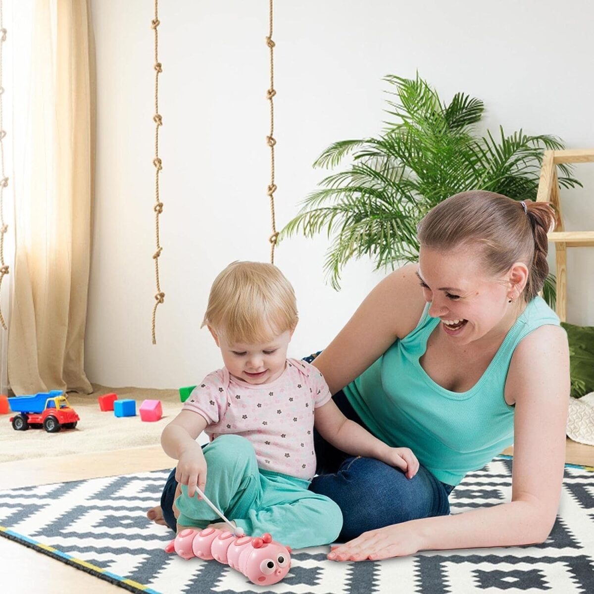 Jucarie mecanica pentru copii Embo, omida haioasa, material ABS, cu cheita, distractiva, se taraste, se misca, 15 x 4 cm, roz - imagine 3