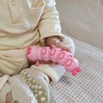 Jucarie mecanica pentru copii Embo, omida haioasa, material ABS, cu cheita, distractiva, se taraste, se misca, 15 x 4 cm, roz - imagine 4