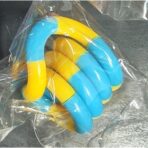 Jucarie Senzoriala Antistres, Embo, Fidget Twist, cu Miscari Infinite de Decompresie, 2 Culori, Galben/Albastru, + 3 ani - imagine 3