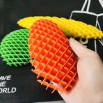 Jucarie Worm Fidget de Decompresie, Embo, Anti Stres, Dimensiune Compacta 10 cm, Dimensiune Extinsa 24.5 cm, Portocaliu - imagine 6