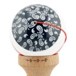 Kendama X CHICANOS Originala, Profesionala, Embo, Big Cups V2, Super Sticky cu Cupe Mari, Rulment Metalic, din lemn 18 cm, Ata 55 cm, Negru/Alb - imagine 9