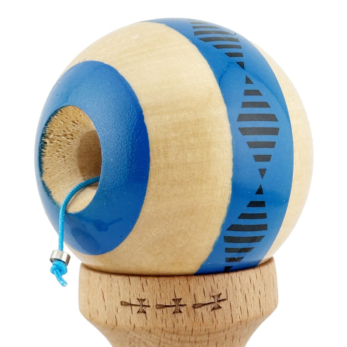 Kendama X FREQUENCY Originala, Profesionala, Embo, Big Cups V2, Super Sticky cu Cupe Mari, Rulment Metalic, din lemn 18 cm, Ata 55 cm, Albastru/Maro - imagine 5