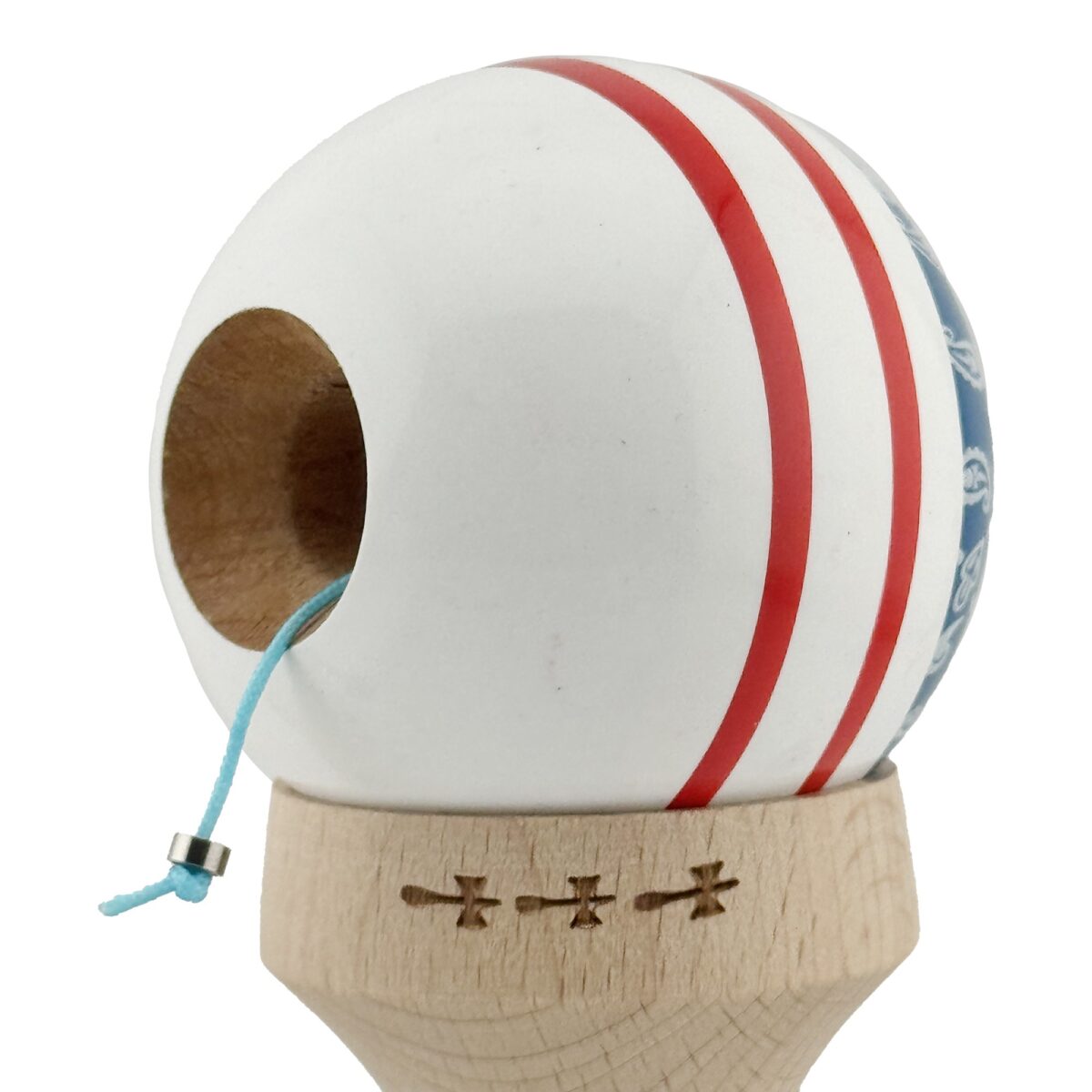 Kendama X Originala CHICANOS, Profesionala, Embo, Cupe Mari KING SIZE V3, Super Sticky, Gaura in Baza, Rulment Metalic, din lemn 18 cm, Ata 55 cm, Albastru/Alb - imagine 6