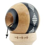 Kendama X Originala FREQUENCY, Profesionala, Embo, Cupe Mari KING SIZE V3, Super Sticky, Gaura in Baza, Rulment Metalic, din lemn 18 cm, Ata 55 cm, Negru/Maro - imagine 6