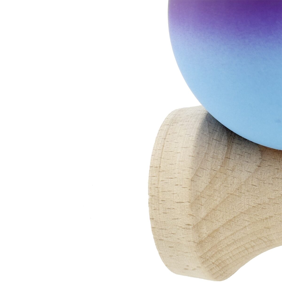 kendama-x-originala-profesionala-flippy-big-cups-v2-rubber-grip-cu-cupe-mari-rulment-metalic-cu-ata-691734fdc08e5 Kendama X Originala, Profesionala, Embo, Big Cups V2, Rubber Grip cu Cupe Mari, Rulment Metalic cu Ata 55 cm, Gradient Mov/ Albastru - imagine 7