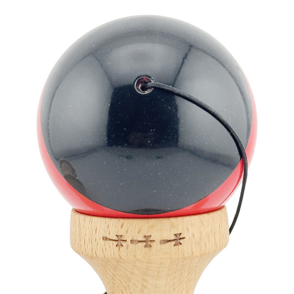 Kendama X Originala, Profesionala, Embo, Big Cups V2, Super Sticky cu Cupe Mari, Rulment Metalic, din lemn 18 cm, Ata 55 cm, Negru/Rosu - imagine 9