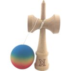 Kendama X Originala, Profesionala, Embo, din Lemn, Rubber Grip, 18 cm, Gradient Albastru/Galben/Rosu - imagine 3