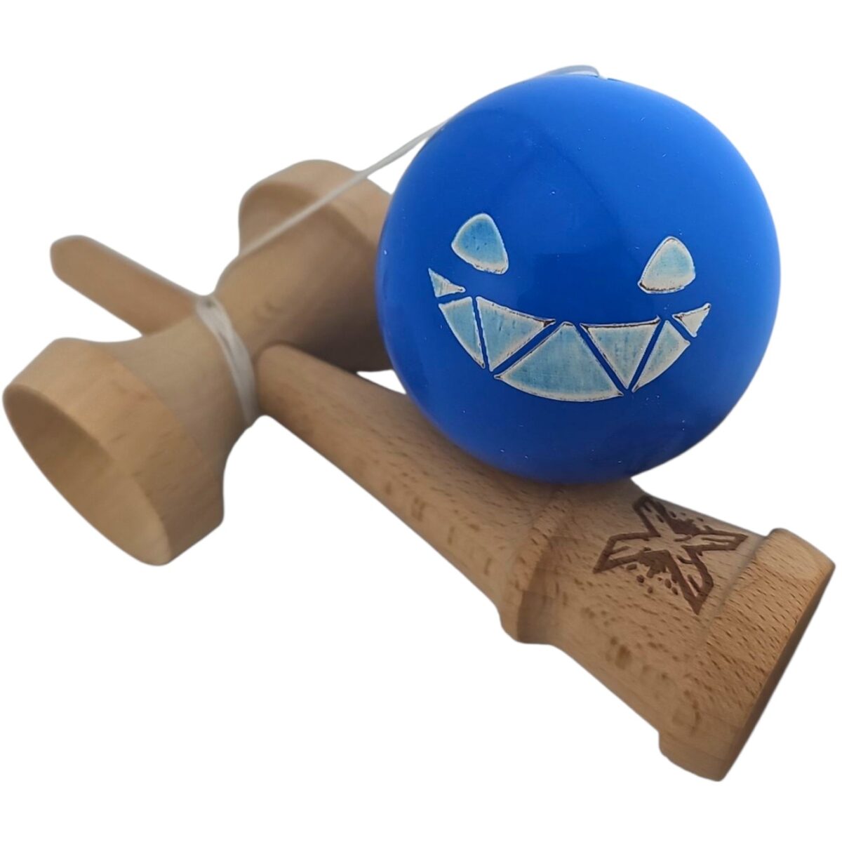 kendama-x-originala-profesionala-limited-crazy-smile-flippy-din-lemn-super-stiky-18-cm-albastru-68de8f4cad755 Kendama X Originala, Profesionala Limited Crazy Smile, Embo, din Lemn, Super Sticky, 18 cm, Albastru - imagine 4