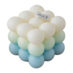 Lumanare Parfumata, Embo, din Ceara De Soia, Model Cub, Gradient in 3 Culori Pale, 6x6x6 cm, Aroma de Mare, Albastru deschis