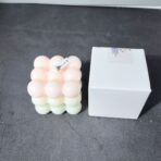 Lumanare Parfumata, Embo, din Ceara De Soia, Model Cub, Gradient in 3 Culori Pale, 6x6x6 cm, Aroma de Piersici, Bej - imagine 2