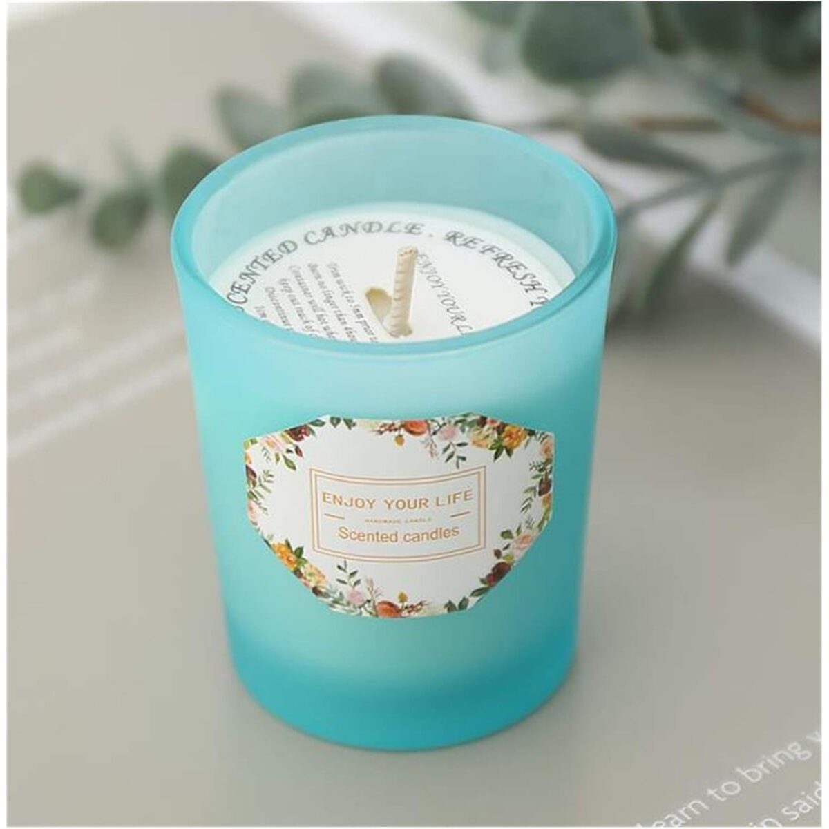 Lumanare Parfumata, Embo, Model Pahar Albastru, Aroma de Lime si Busuioc, din Ceara de Soia, 6.2 x 5.2 cm, Albastru - imagine 3