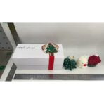 Lumanari Parfumate de Craciun, Embo, GIFT BOX din 3 Lumanari din Ceara de Soia, Model A Brad, Manusa, Ren, 22.5 x 9.5 x 9 cm, Multicolor - imagine 3