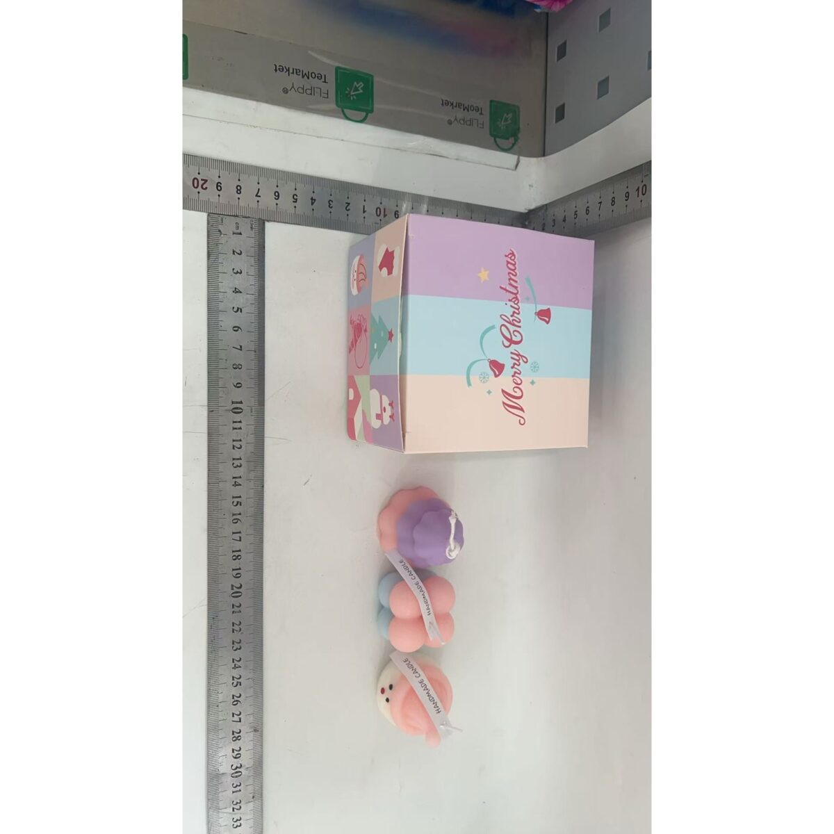 Lumanari Parfumate de Craciun, Embo, Gift Box Set cu 3 Lumanari Aromaterapie, 11 x 11 x 7.5 cm, Roz - imagine 3