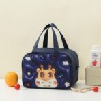 Geantă Frigorifică, Embo, cu Desene Animat 3D, Portabilă pentru Copii, de Prânz, din Pânză Oxford, 27.5x18x20 cm, Model Cerb, Albastru - imagine 3