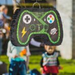 PinataÂ Controler Gamepad pentru Petrecere, Embo, din Hartie si Carton, Pinata pentru Petreceri, 42 x 28 x 8 cm, Negru - imagine 3