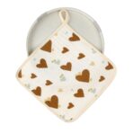 Prosop Absorbant, Embo, din Bumbac, 25 x 25 cm, Model Inimioare, cu Agatatoare, Maro