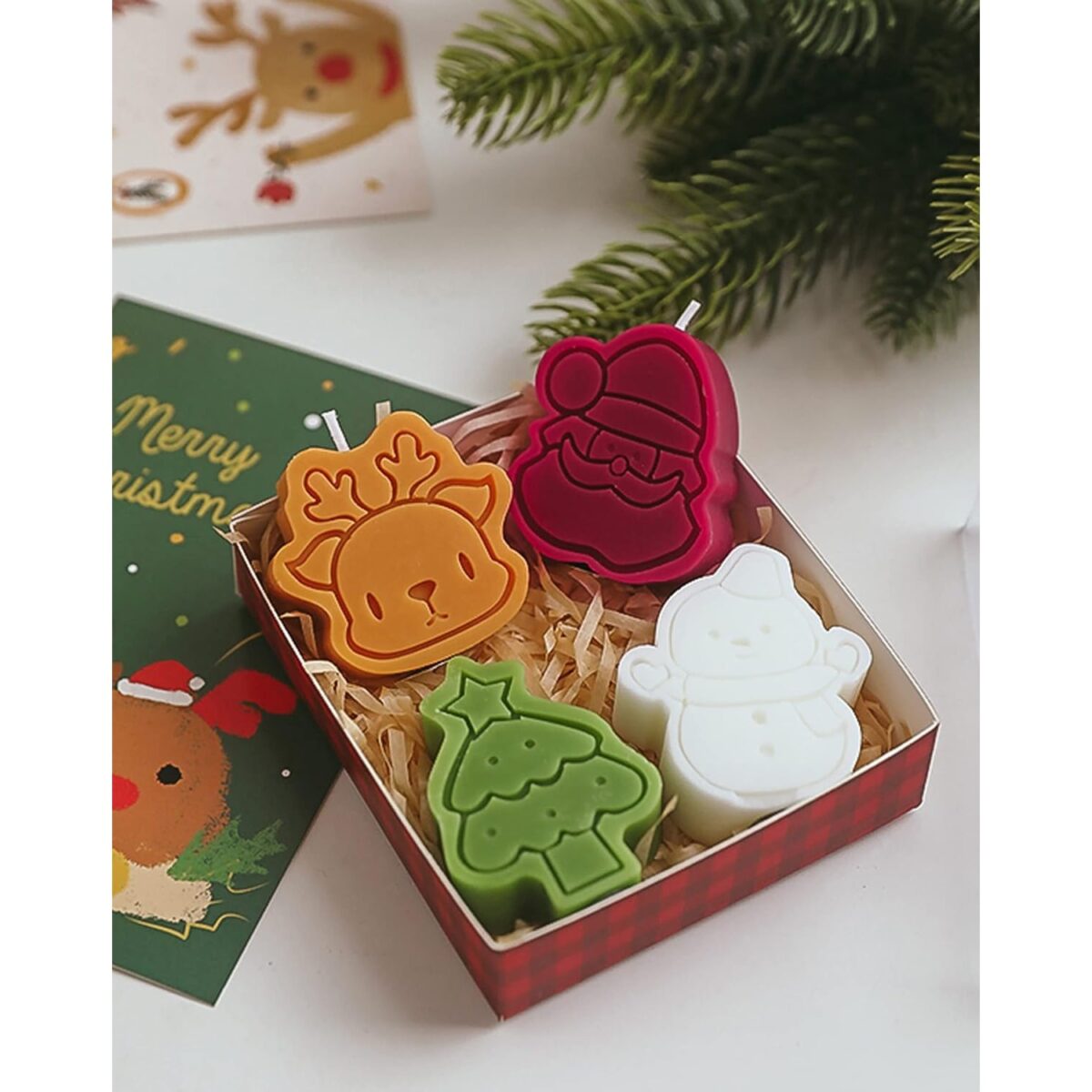 Set 4 Lumanari Parfumate, Embo, Model Craciun, din Parafina, 10.2 x 9.1 x 2.7 cm, Multicolor - imagine 2